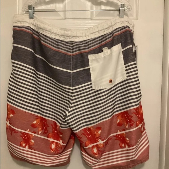 OP Mens Swim Trunks Size XL (40-42) Striped/Floral - Picture 2 of 9